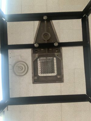 Chip Cutter Stand Medium 2 Chip Cutter Stand Medium - Image 2